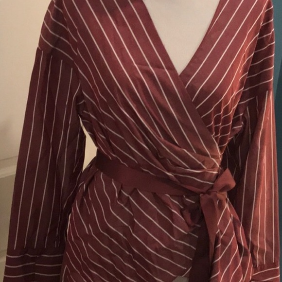 WHO WHAT WEAR Blouse - Picture 7 of 8